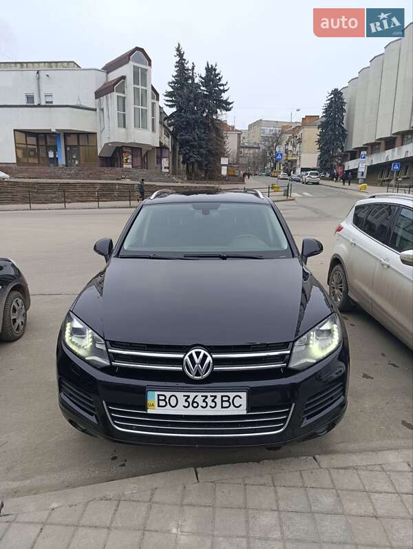 Позашляховик / Кросовер Volkswagen Touareg 2014 в Тернополі