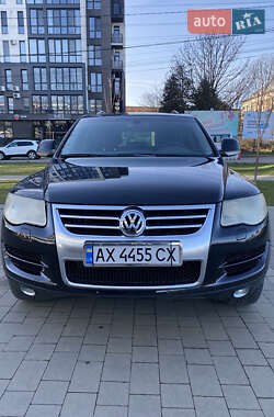 Внедорожник / Кроссовер Volkswagen Touareg 2007 в Харькове