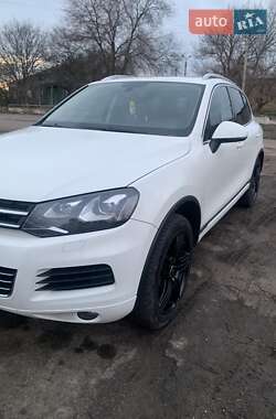 Внедорожник / Кроссовер Volkswagen Touareg 2010 в 