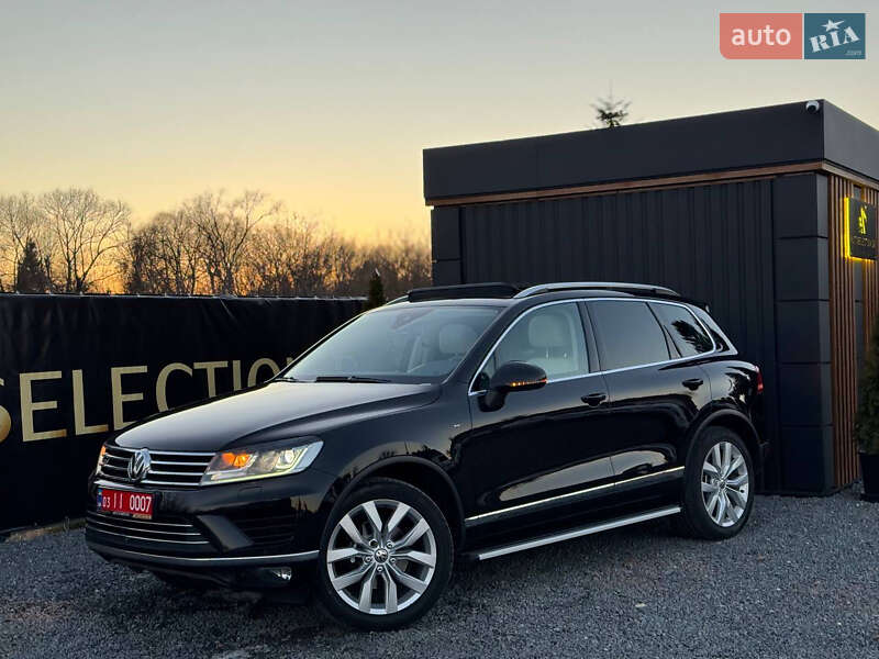 Внедорожник / Кроссовер Volkswagen Touareg 2017 в Дрогобыче