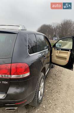 Позашляховик / Кросовер Volkswagen Touareg 2006 в Самборі