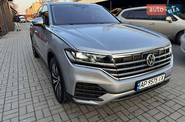 Внедорожник / Кроссовер Volkswagen Touareg 2019 в Запорожье