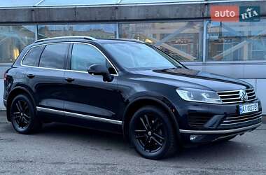 Позашляховик / Кросовер Volkswagen Touareg 2017 в Києві