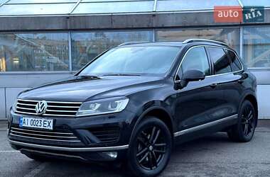 Позашляховик / Кросовер Volkswagen Touareg 2017 в Києві