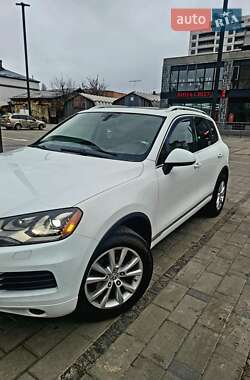 Позашляховик / Кросовер Volkswagen Touareg 2014 в Житомирі