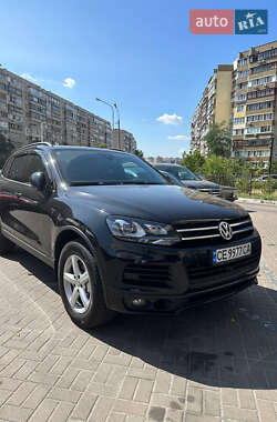 Позашляховик / Кросовер Volkswagen Touareg 2012 в Дніпрі