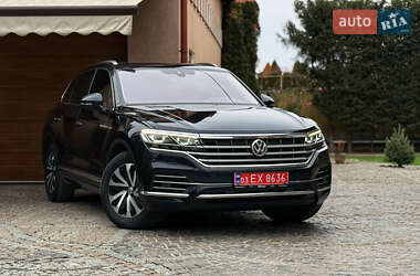 Позашляховик / Кросовер Volkswagen Touareg 2019 в Мукачевому