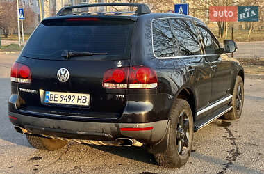 Позашляховик / Кросовер Volkswagen Touareg 2007 в 