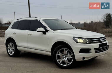 Позашляховик / Кросовер Volkswagen Touareg 2011 в Охтирці