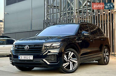 Позашляховик / Кросовер Volkswagen Touareg 2021 в Києві