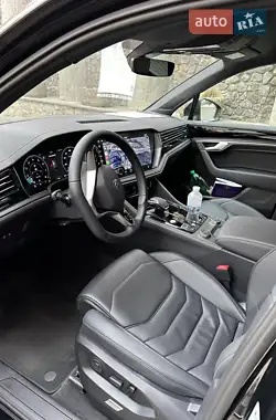 Volkswagen Touareg 2024