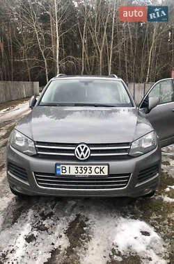 Позашляховик / Кросовер Volkswagen Touareg 2011 в Котельві