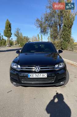 Внедорожник / Кроссовер Volkswagen Touareg 2011 в Кривом Роге