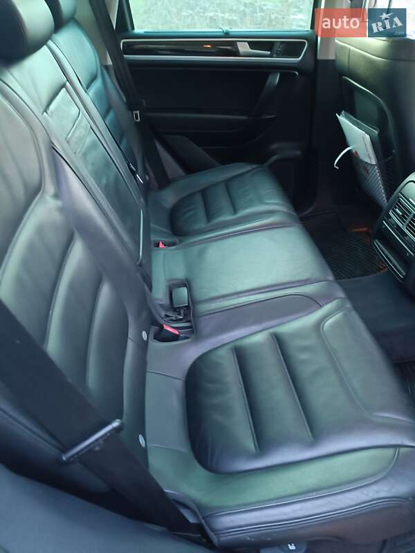 Внедорожник / Кроссовер Volkswagen Touareg 2011 в Новомиргороде фото 2 Внедорожник / Кроссовер Volkswagen Touareg 2011 в Новомиргороде