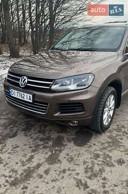 Внедорожник / Кроссовер Volkswagen Touareg 2012 в Виннице