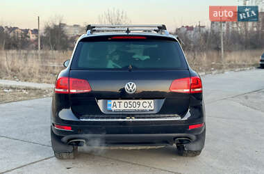 Внедорожник / Кроссовер Volkswagen Touareg 2012 в Калуше