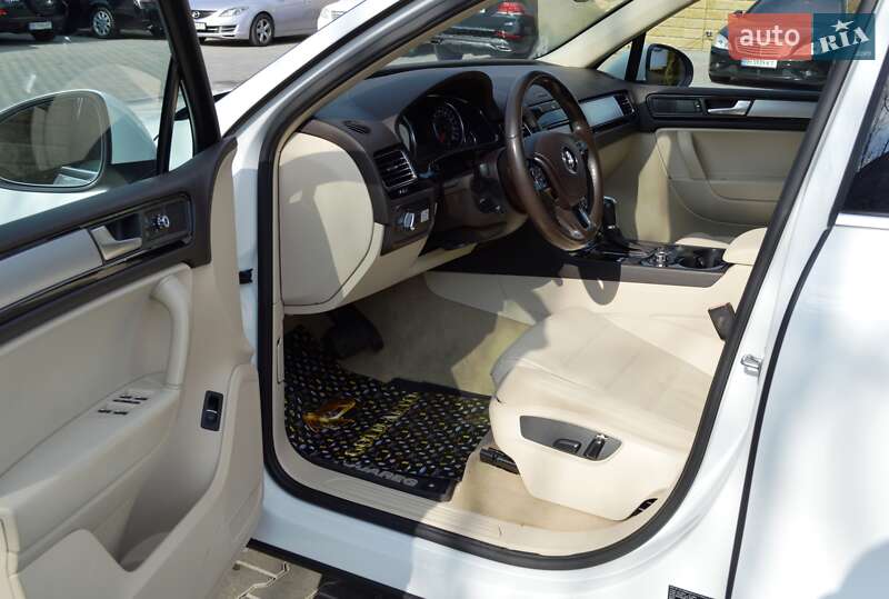 Внедорожник / Кроссовер Volkswagen Touareg 2012 в Одессе фото 16 Внедорожник / Кроссовер Volkswagen Touareg 2012 в Одессе