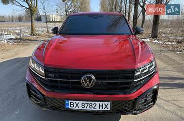 Внедорожник / Кроссовер Volkswagen Touareg 2023 в 