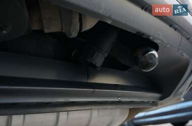 Позашляховик / Кросовер Volkswagen Touareg 2015 в 