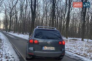 Внедорожник / Кроссовер Volkswagen Touareg 2006 в Луцке