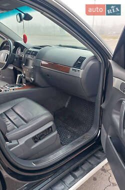 Внедорожник / Кроссовер Volkswagen Touareg 2008 в 