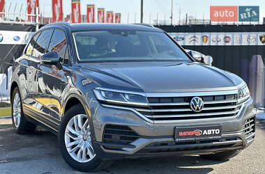 Позашляховик / Кросовер Volkswagen Touareg 2020 в Києві