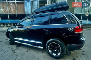 Позашляховик / Кросовер Volkswagen Touareg 2005 в 