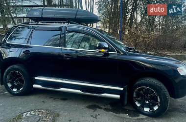 Позашляховик / Кросовер Volkswagen Touareg 2005 в 