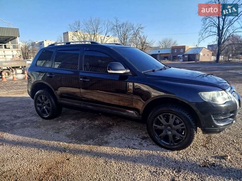 Позашляховик / Кросовер Volkswagen Touareg 2008 в Первомайську