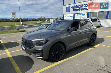 Позашляховик / Кросовер Volkswagen Touareg 2019 в 
