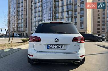 Позашляховик / Кросовер Volkswagen Touareg 2013 в Черкасах