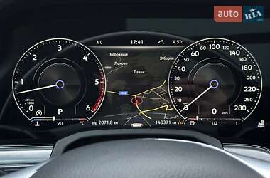 Позашляховик / Кросовер Volkswagen Touareg 2018 в 