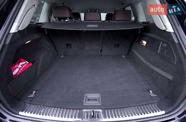 Внедорожник / Кроссовер Volkswagen Touareg 2012 в 