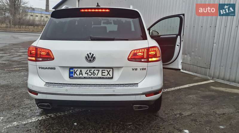 Позашляховик / Кросовер Volkswagen Touareg 2015 в Києві фото 27 Позашляховик / Кросовер Volkswagen Touareg 2015 в Києві