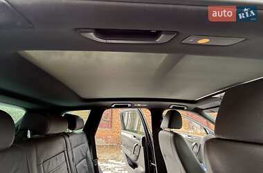 Внедорожник / Кроссовер Volkswagen Touareg 2013 в 