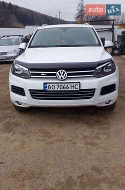 Внедорожник / Кроссовер Volkswagen Touareg 2013 в Иршаве