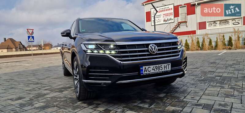 Внедорожник / Кроссовер Volkswagen Touareg 2018 в Луцке