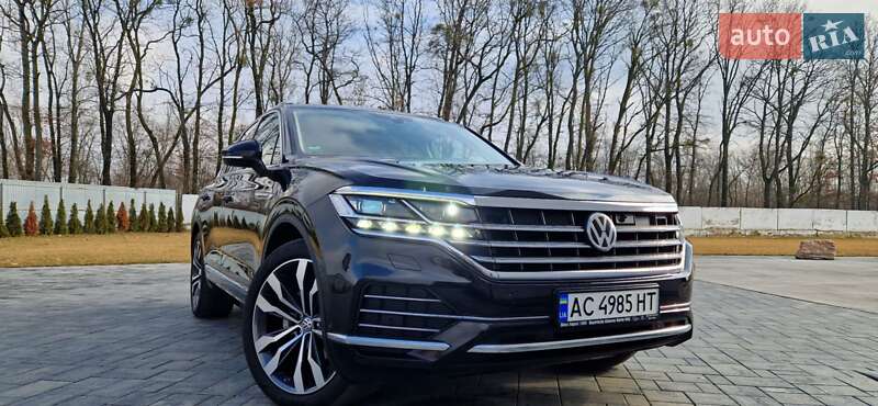 Внедорожник / Кроссовер Volkswagen Touareg 2018 в Луцке