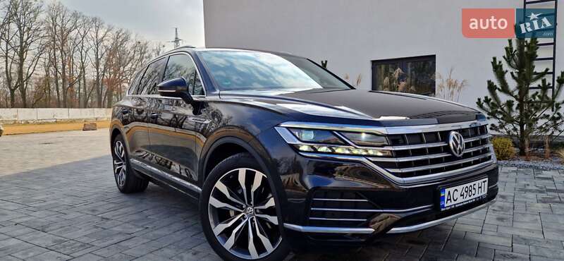 Внедорожник / Кроссовер Volkswagen Touareg 2018 в Луцке