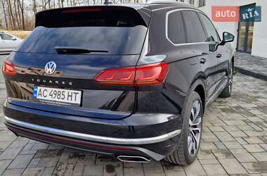 Позашляховик / Кросовер Volkswagen Touareg 2018 в 