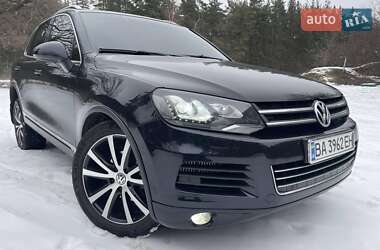 Позашляховик / Кросовер Volkswagen Touareg 2012 в Харкові