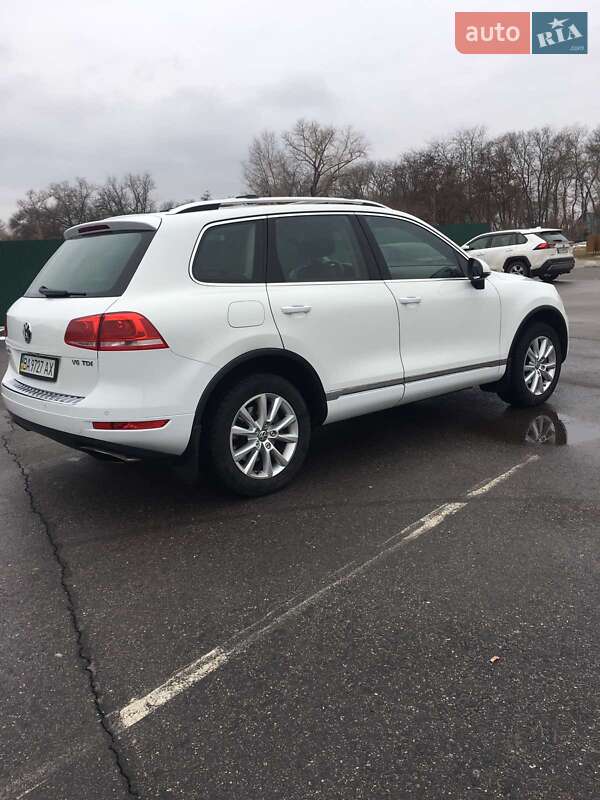 Позашляховик / Кросовер Volkswagen Touareg 2012 в Олександрії фото 12 Позашляховик / Кросовер Volkswagen Touareg 2012 в Олександрії