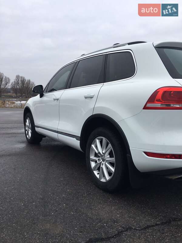 Позашляховик / Кросовер Volkswagen Touareg 2012 в Олександрії фото 25 Позашляховик / Кросовер Volkswagen Touareg 2012 в Олександрії