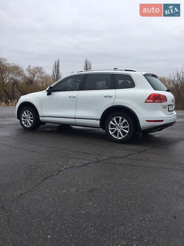 Позашляховик / Кросовер Volkswagen Touareg 2012 в Олександрії фото 26 Позашляховик / Кросовер Volkswagen Touareg 2012 в Олександрії