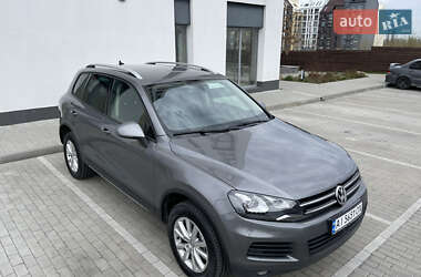 Внедорожник / Кроссовер Volkswagen Touareg 2012 в Белогородке