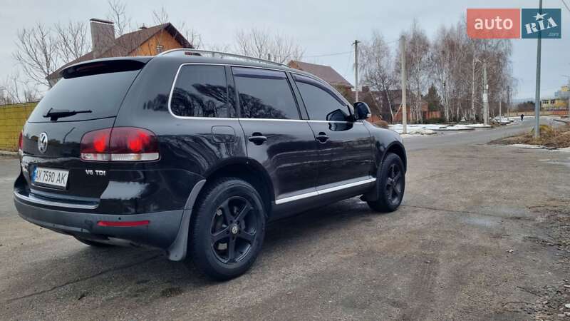 Позашляховик / Кросовер Volkswagen Touareg 2008 в Харкові