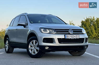 Внедорожник / Кроссовер Volkswagen Touareg 2013 в 
