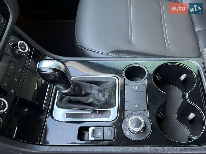 Позашляховик / Кросовер Volkswagen Touareg 2013 в Тернополі фото 71 Позашляховик / Кросовер Volkswagen Touareg 2013 в Тернополі