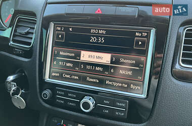 Внедорожник / Кроссовер Volkswagen Touareg 2013 в 