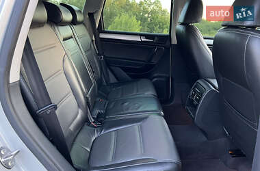 Внедорожник / Кроссовер Volkswagen Touareg 2013 в 
